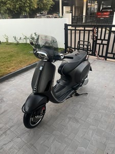 Vespa sprint 150
