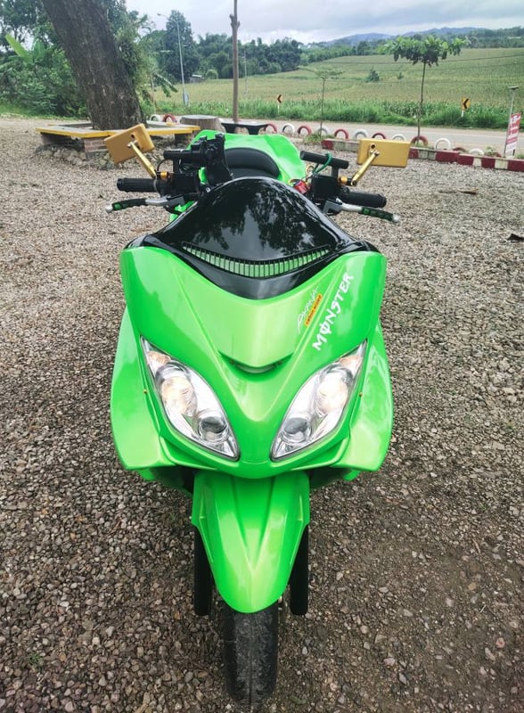 Honda forza 250 cc. made in indonesia