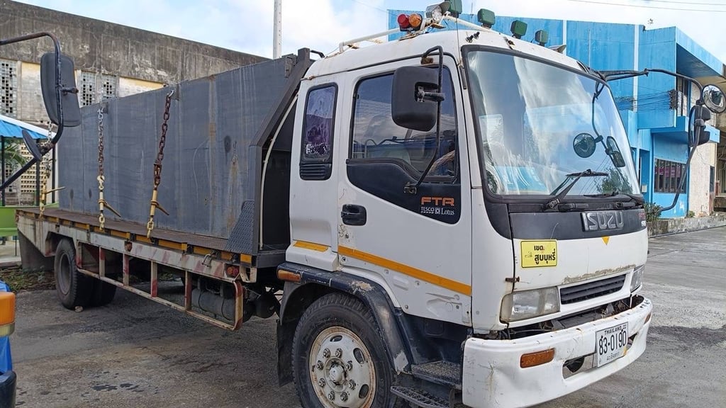 ISUZU FTR 200แรงม้า รถบรรทุก 6ล้อ รถบรรทุกอื่นๆ ปี1991 เลขไมล์น้อยกว่า 500,000 กม. ISUZU FTR 200แรงม้า รถบรรทุก 6ล้อ รถบรรทุกอื่นๆ ปี1991 เลขไมล์น้อยกว่า 500,000 กม.
