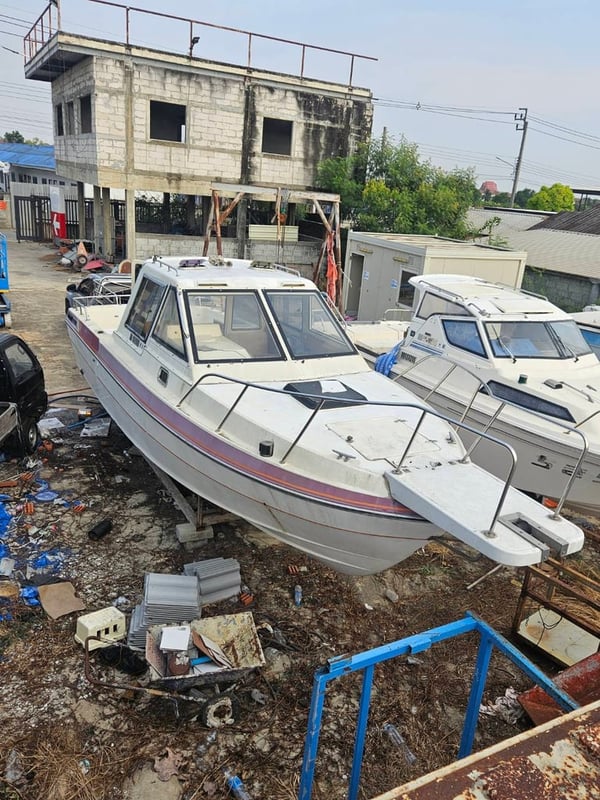 ขายเรือนิสสัน 27ฟุตเครื่องยนต์ ดีเซล 6 สูบ