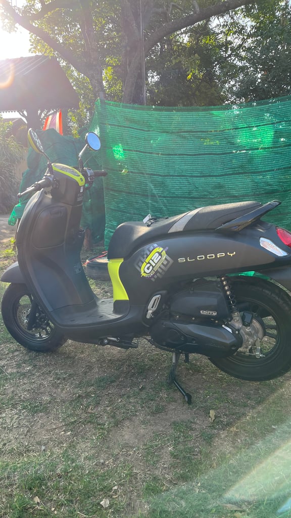 Scoopy i 2023 club 12 กุญแจไฟฟ้าตัวท็อป ปี 2023 เข้าจองขายเองรถมือเดียวออกศูนย์ไมล์โคตรน้อย