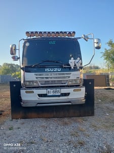 IZUZU  DECA 270 270แรงม้า รถบรรทุก 10ล้อ พ่วงแม่ลูก ปี2004 เลขไมล์น้อยกว่า 800,000 กม.