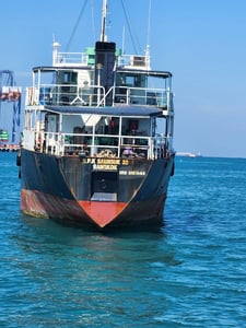 ขายเรือน้ำมันขนาด 5 แสนลิตร 