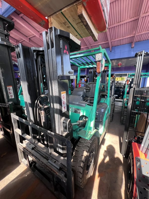 ขายรถเครื่องยนต์แก็ส Mitsubishi ราคาไม่แพง