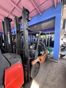 ขายรถตามสภาพพร้อมส่งเครื่องดีเซลเครื่องเกียร์ดีครับ ขายรถตามสภาพพร้อมส่งเครื่องดีเซลเครื่องเกียร์ดีครับ