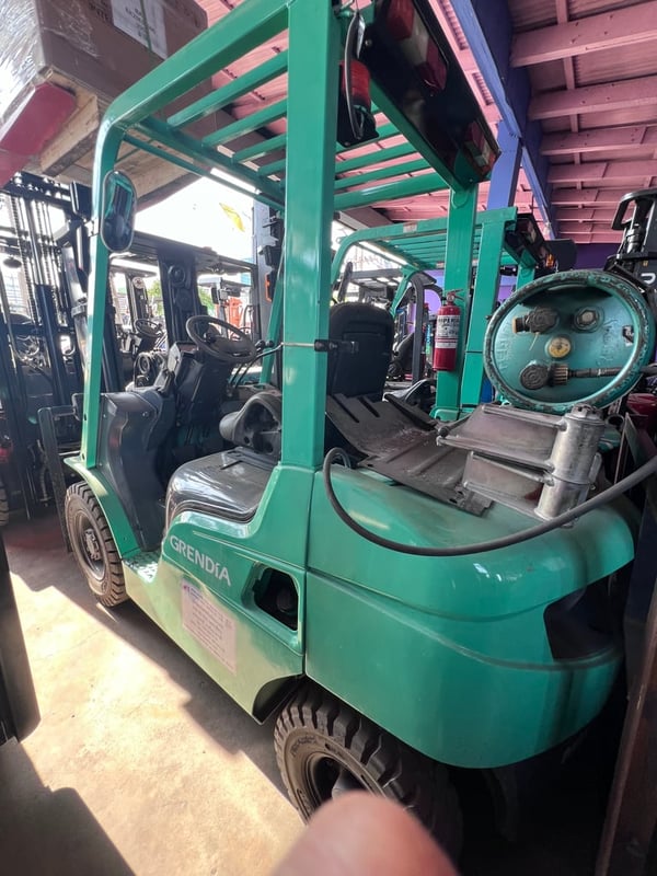 ขายรถเครื่องยนต์แก็ส Mitsubishi ราคาไม่แพง