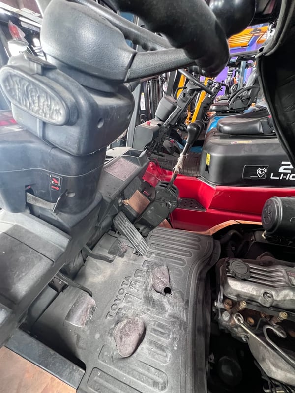 ขายรถตามสภาพพร้อมส่งเครื่องดีเซลเครื่องเกียร์ดีครับ ขายรถตามสภาพพร้อมส่งเครื่องดีเซลเครื่องเกียร์ดีครับ