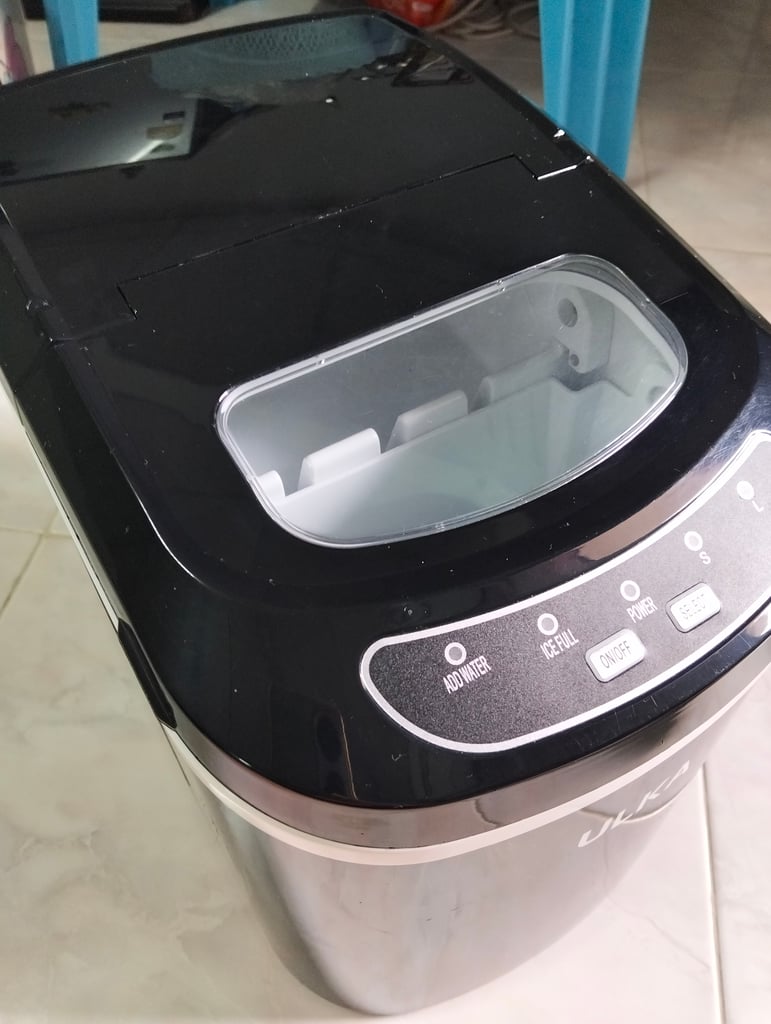 ขายเครื่องทำน้ำแข็งขนาดพกพา ขายเครื่องทำน้ำแข็งขนาดพกพา