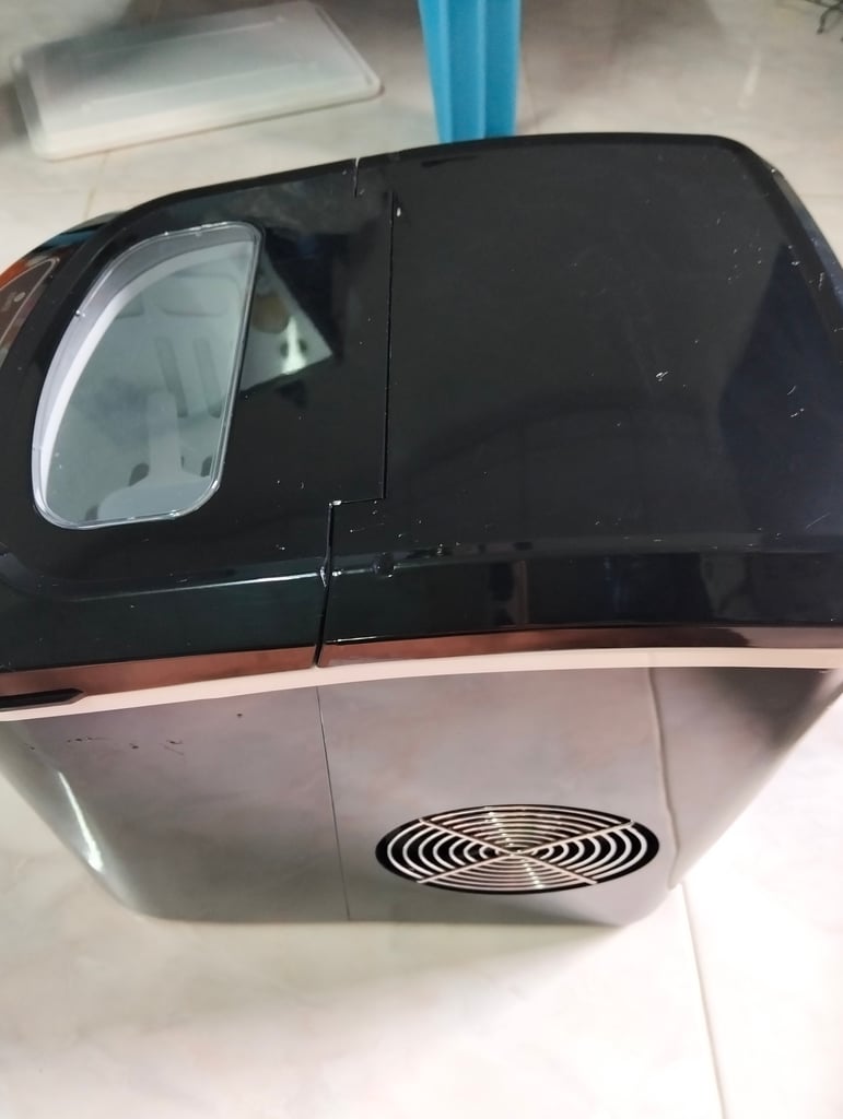 ขายเครื่องทำน้ำแข็งขนาดพกพา ขายเครื่องทำน้ำแข็งขนาดพกพา