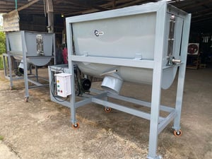 เครื่องผสมปุ๋ย รุ่น KT 200 ถังและชุดกวนSUS304 