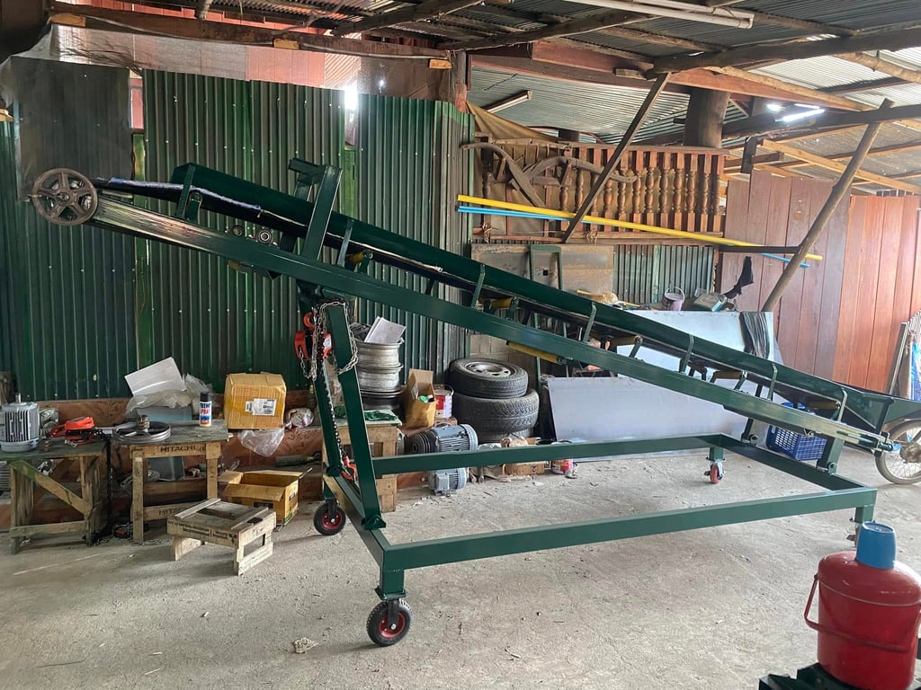 สายพานลำเลียง กว้าง 50 cm ยาว 5 เมตร ใช้ขนถ่ายวัตถุดิบงานต่างๆ สายพานลำเลียง กว้าง 50 cm ยาว 5 เมตร ใช้ขนถ่ายวัตถุดิบงานต่างๆ