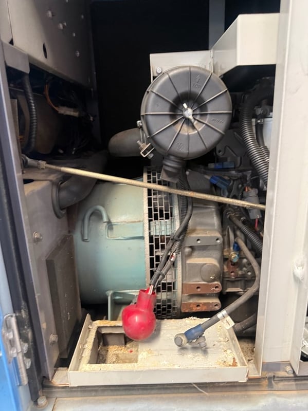 DCA15USYB เครื่องปั่นไฟ Denyo genset ขนาด 12.5KVA 15KVA OEK 0813062283