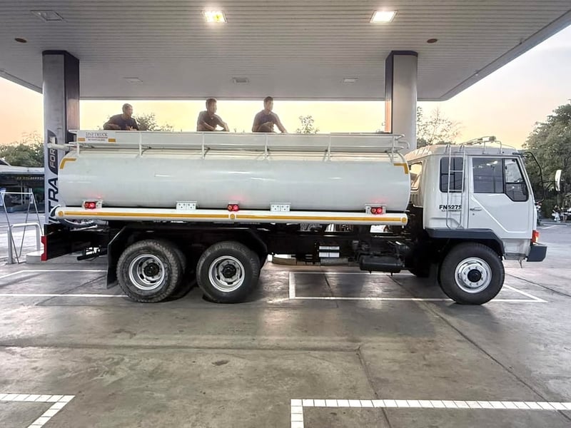 รถน้ำฟูโซ่ มิตรซู FN527TD 190แรง2เพลา ถังน้ำ15,000ลิตร รถสภาพ พร้อมใช้ 