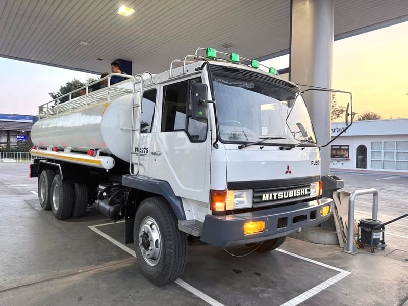 รถน้ำฟูโซ่ มิตรซู FN527TD 190แรง2เพลา ถังน้ำ15,000ลิตร รถสภาพ พร้อมใช้ 