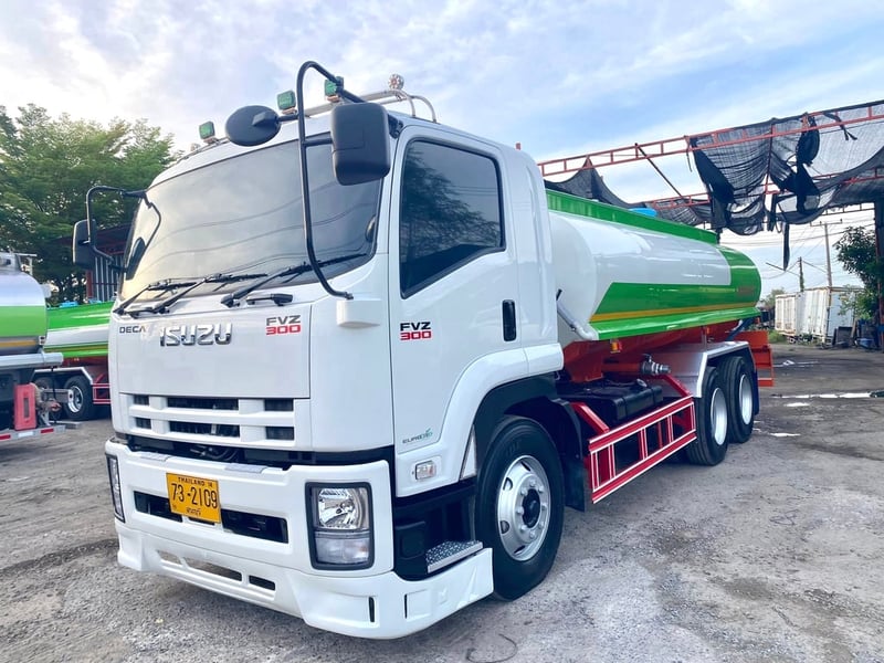 รถเเท๊งค์น้ำ อีซุFvz 300 ปี59 2เพลา ถังใหม่15000ลิตร ยางใหม่ 10 เส้น รถสวยพร้อมใช้