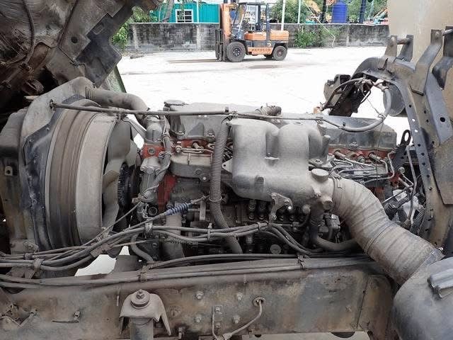 รถสเปร์ยยาง หกล้ออีซุFTR 200ปี50 สอบถามรายระเอียดดัยคับ Tel.0909758978ชายตู่