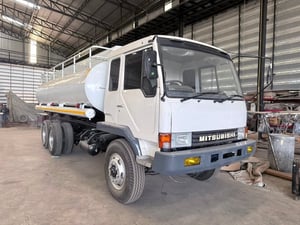 รถน้ำฟูโซ่ มิตรซู FN527TD 190แรง2เพลา ถังน้ำ15,000ลิตร รถสภาพ พร้อมใช้ 