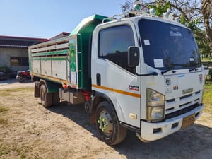 หกล้อดั้ม อีซูซุ NPR 150ปี54 ดั้ม สอบถามรายระเอียดดัยคับ 