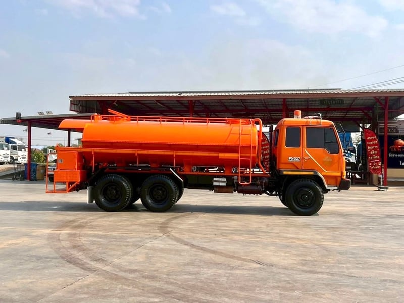 รถน้ำมิตซู TD 190ปี49 แท็งก์ 10,000 ลิตร สวยๆไมล์น้อยๆ ของแท้ สอบถามรายระเอียดดัยคับ Tel.0909758978ชายตู่