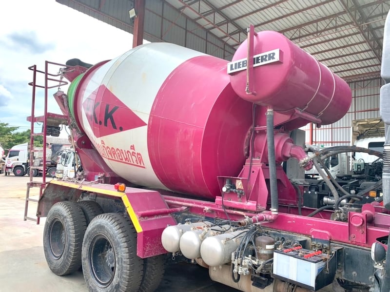 รถโม่ปูน อีซูซุ FXZ360ปี55 โม่ลิพเเฮร์ 6Q รถพร้อมใช้ จะหัยเก็บสีโม่ หรือเเบบไหนมาคุยกันคับ รถโม่ปูน อีซูซุ FXZ360ปี55 โม่ลิพเเฮร์ 6Q รถพร้อมใช้ จะหัยเก็บสีโม่ หรือเเบบไหนมาคุยกันคับ