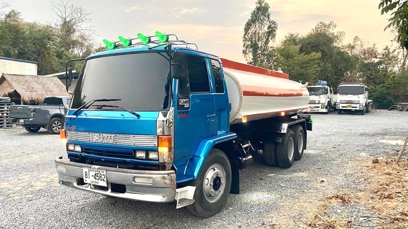 Vาย รถสิบล้อน้ำ Isuzu ร็อคกี้ 175 เครื่อง 6BG1 เทอร์โบว์ 1เพลา เบรคทิฟฟี่เดก้า แฮร์ใหม่ ติดฟิลม์ใหม่ ทะเบียนเป็นรถน้ำ ทะเบียนเต็ม เอกสาร พร้อมโอน 