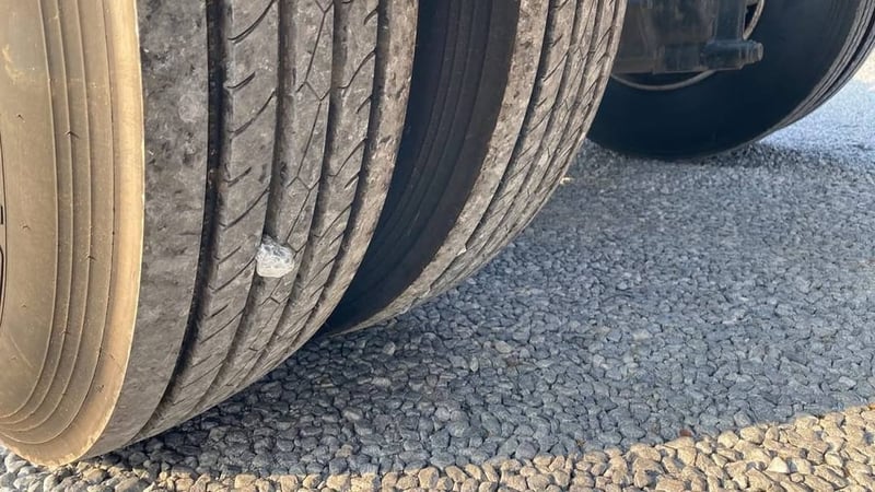 หัวลาก isuzu Deca GXZ360 ปี63 ไมล์ 4แสนกว่า ยางใหม่10 เส้น รถเดิมๆ รถสวยพร้อมใช้