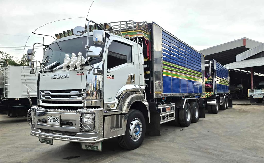 อีซูซุ FXZ360ปี62 JT พ่วงเเม่+ลูกดั้มเกษตรอู่สมบัติ รถสวยเดิมพร้อมใช้ อีซูซุ FXZ360ปี62 JT พ่วงเเม่+ลูกดั้มเกษตรอู่สมบัติ รถสวยเดิมพร้อมใช้