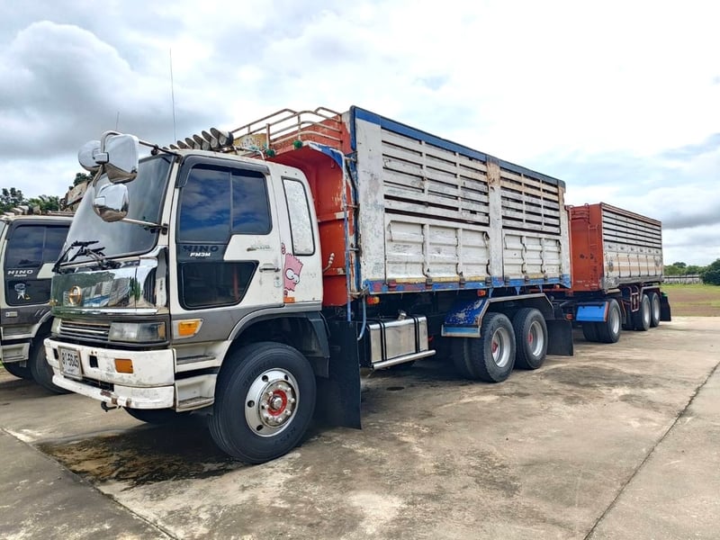  ฮีโน่FM3m 240 ดั้มเเม่+ลูก รถพร้อมใช้ สอบถามดัยคับ 