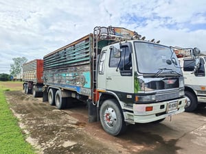  ฮีโน่FM1m เครื่ิงp11 320เเรง ดั้มเเม่+ลูก รถพร้อมใช้ สอบถามดัยคับ 