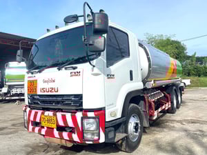 วัตถุไวไฟ อีซุ FVM240ปี58 ถัง18,000 รถสวยเดิม เอกสารพร้อมโอนคับ 