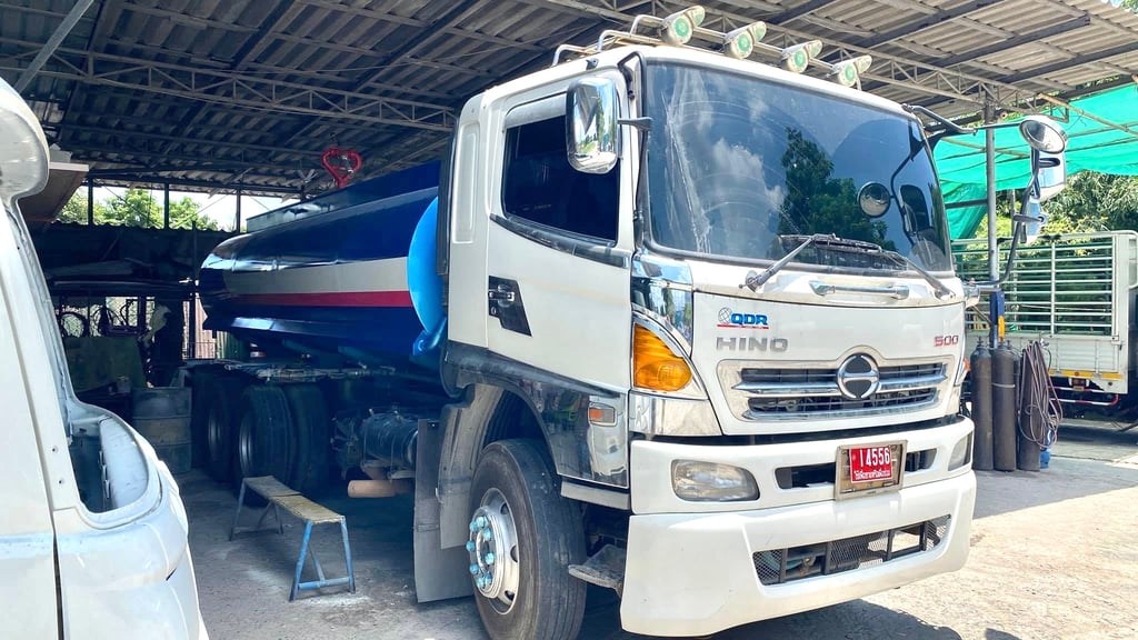 HINO FM 344ปี58 ถังใหม่ 15,000 ลิตร รถพร้อมใช้ HINO FM 344ปี58 ถังใหม่ 15,000 ลิตร รถพร้อมใช้