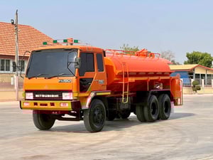 รถน้ำมิตซู TD 190ปี49 แท็งก์ 10,000 ลิตร สวยๆไมล์น้อยๆ ของแท้ สอบถามรายระเอียดดัยคับ Tel.0909758978ชายตู่