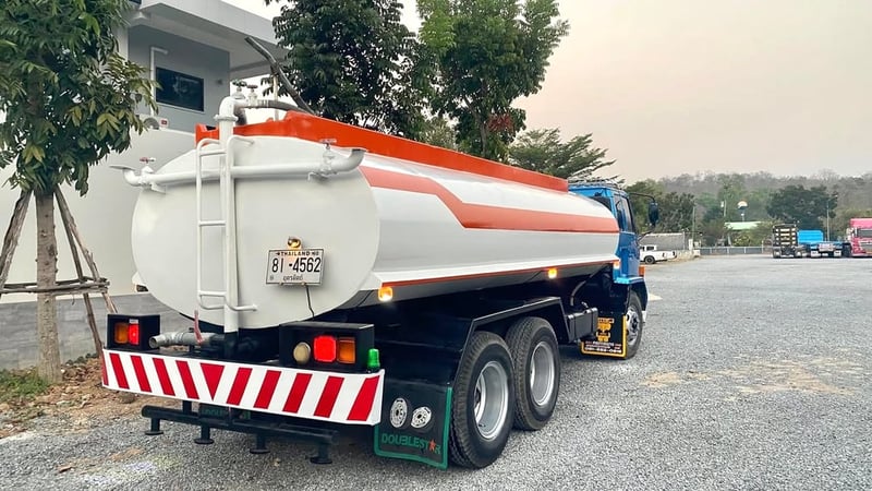 Vาย รถสิบล้อน้ำ Isuzu ร็อคกี้ 175 เครื่อง 6BG1 เทอร์โบว์ 1เพลา เบรคทิฟฟี่เดก้า แฮร์ใหม่ ติดฟิลม์ใหม่ ทะเบียนเป็นรถน้ำ ทะเบียนเต็ม เอกสาร พร้อมโอน 