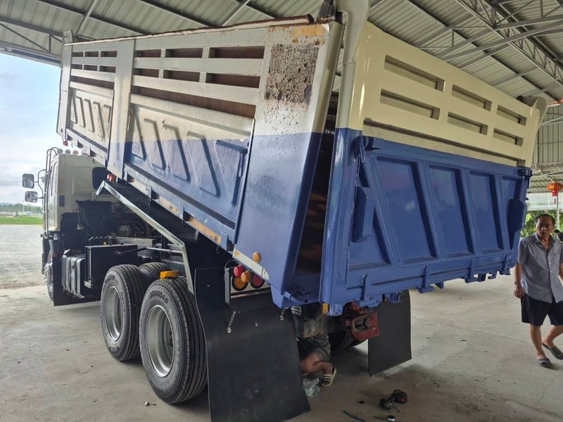Hino FM2P 380 สวยเดิม สามมิตร เบรคแห้ง ปี 56 ไมล์3แสนกว่า ยางเต็ม 