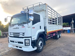 FVM 240 เเรง  เพลาเดียว 7.8เมตรปี 61 