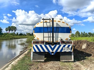 10 ล้อฮีโน่ 227 เครื่อง 220 แรงบรรจุน้ำได้ 15,000 ลิตรมีระบบดูดน้ำสเปรย์น้ำเพลาเดียว ทะเบียนพร้อมโอน 10 ล้อฮีโน่ 227 เครื่อง 220 แรงบรรจุน้ำได้ 15,000 ลิตรมีระบบดูดน้ำสเปรย์น้ำเพลาเดียว ทะเบียนพร้อมโอน