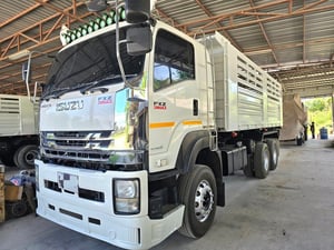 อีซูซุ FXZ360ปี62 ดั้มสามมิตร เฟืองเร็ว รถสวยพร้อมใช้งานครับ  