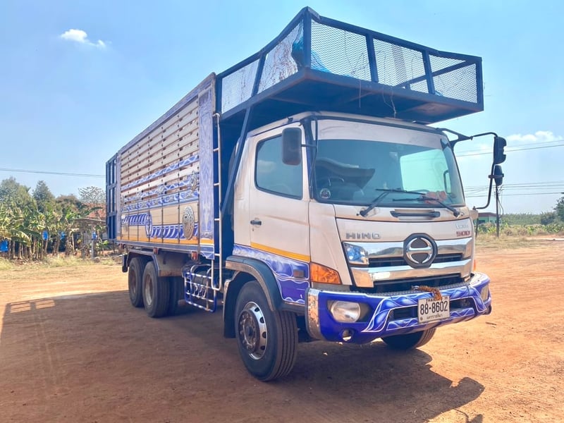 ฮีโน่ วิตเตอร FM8j 260 2เพลาปี60  ดั้มเกษตร เดิมวิ่งล่อง รถสวยเดิม สอบถามดัยคับ 