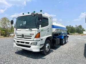 รถเเท๊งค์น้ำ ฮีโน่ FM 251ปี55 2เพลา แท๊งน้ำ 13000ลิตร รถพร้อมใช้ 