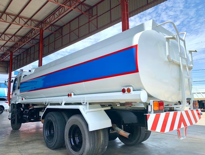 รถเเท๊งค์น้ำ อีซูซุ FXZ 320ปี51 2เพลา รถสวยพร้อมใช้ สอบถามรายระเอียดดัยคับ รถเเท๊งค์น้ำ อีซูซุ FXZ 320ปี51 2เพลา รถสวยพร้อมใช้ สอบถามรายระเอียดดัยคับ