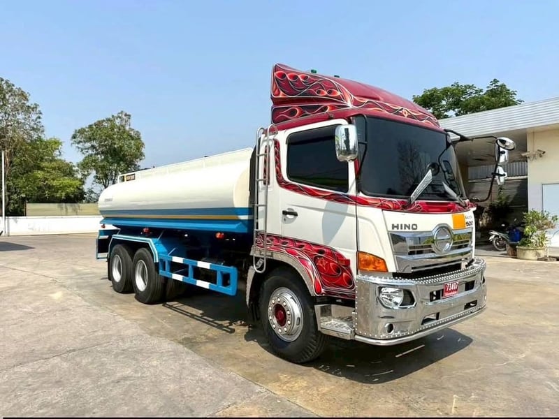 รถเเท๊งค์น้ำ ฮีโน่ FM8J 260 ปี67 แท็งค์สเปรย์น้ำ(ต่อใหม่15,000ลิตร)  35,XXX กม.รถสวยพร้อมใช้ 