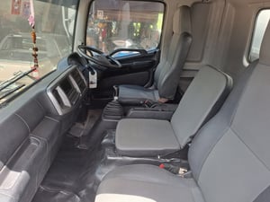 หกล้อ Hino วิคเตอร์ 240 แรงปี 62 กระบะสแตนเลส ยาว 5.60 เมตร หัวเดิมบาง เครื่องดีคัสซีสวย ยางเต็ม สภาพสวยพร้อมใช้งานราคาเบาๆ สนใจติดต่อโทร 0909758978ชายตู่