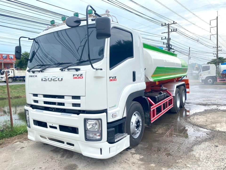 รถเเท๊งค์น้ำ อีซุFvz 300 ปี59 2เพลา ถังใหม่15000ลิตร ยางใหม่ 10 เส้น รถสวยพร้อมใช้ รถเเท๊งค์น้ำ อีซุFvz 300 ปี59 2เพลา ถังใหม่15000ลิตร ยางใหม่ 10 เส้น รถสวยพร้อมใช้