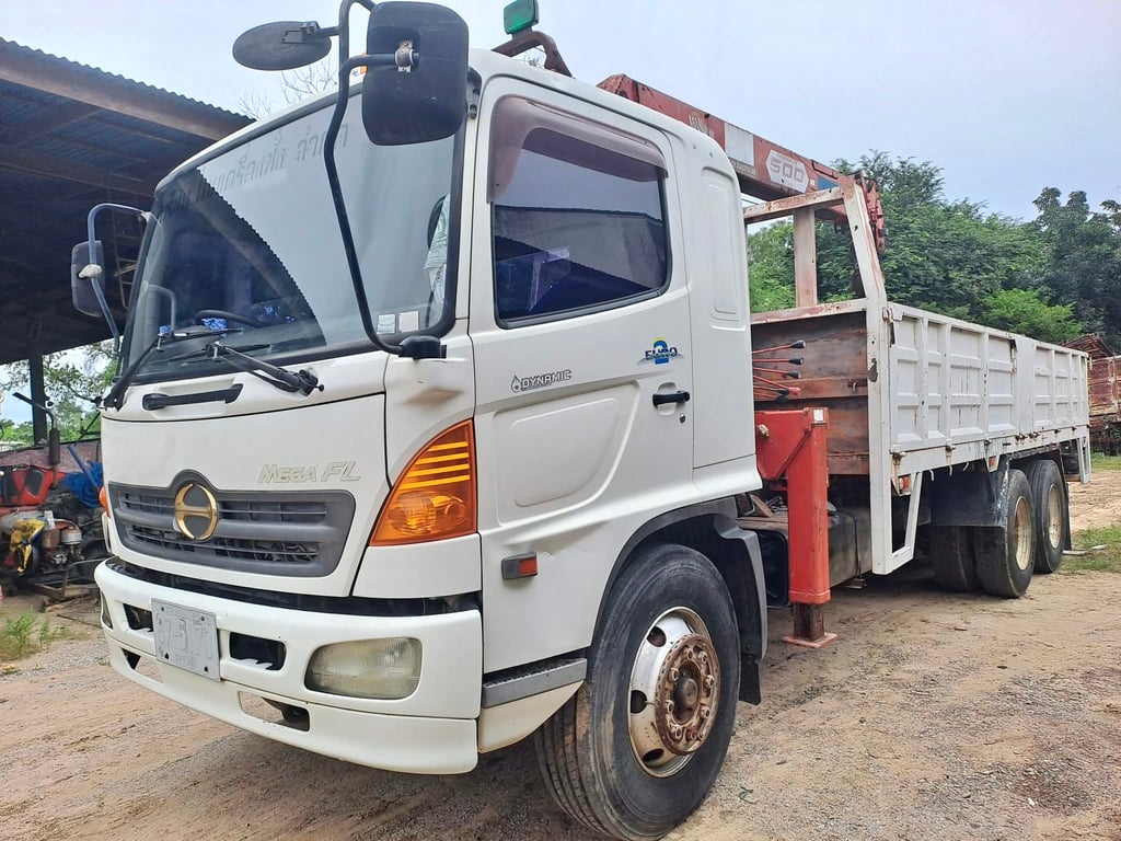 ฮีโน่ FL1J 212ปี51 เครนยูนิค 5 ตัน 4 ปลอก กระบะเหลือพื้นที่ใช้งาน 6.50 เมตร หัวสีเดิมบางไม่เคยทำสี เครื่องดีคัสซีสวยมากยางเต็ม สภาพสวยพร้อมใช้งาน รถจอดเก่าใช้งานน้อย ราคาเบาๆ ฮีโน่ FL1J 212ปี51 เครนยูนิค 5 ตัน 4 ปลอก กระบะเหลือพื้นที่ใช้งาน 6.50 เมตร หัวสีเดิมบางไม่เคยทำสี เครื่องดีคัสซีสวยมากยางเต็ม สภาพสวยพร้อมใช้งาน รถจอดเก่าใช้งานน้อย ราคาเบาๆ