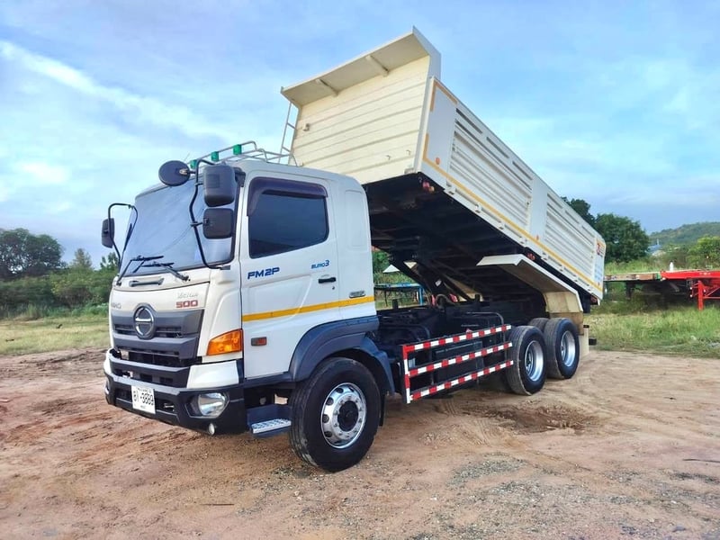 HINO VICTOR 380ปี59 วิ่งน้อย ดั้มพ์สามมิตร มีระบบดึงลูก 