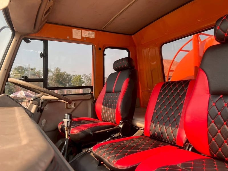 รถน้ำมิตซู TD 190ปี49 แท็งก์ 10,000 ลิตร สวยๆไมล์น้อยๆ ของแท้ สอบถามรายระเอียดดัยคับ Tel.0909758978ชายตู่