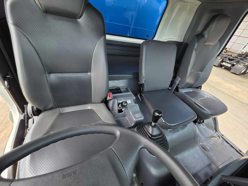 รถพ่วงเบาท์อาหารสัตว์ อีซุFXZ360 ปี64 ไมล์ 140,000 กม.ต่อ อู่ ส พันธเดช ต่อเบา ใส่ของได้ 34 ตันออกป้ายแดง 