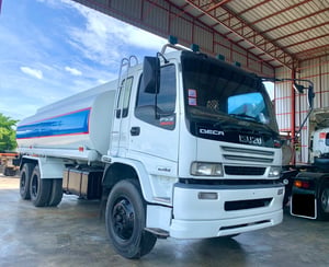 รถเเท๊งค์น้ำ อีซูซุ FXZ 320ปี51 2เพลา รถสวยพร้อมใช้ สอบถามรายระเอียดดัยคับ รถเเท๊งค์น้ำ อีซูซุ FXZ 320ปี51 2เพลา รถสวยพร้อมใช้ สอบถามรายระเอียดดัยคับ