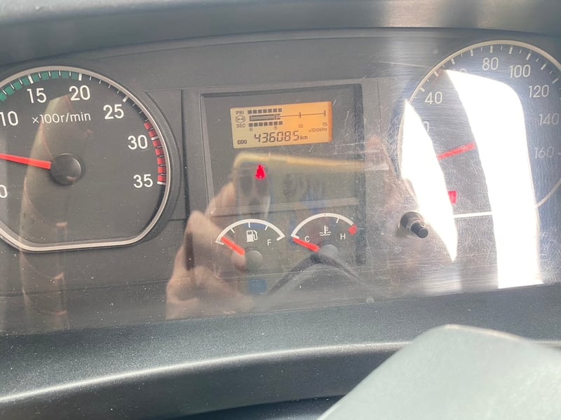 FVM 240 เเรง  เพลาเดียว 7.8เมตรปี 61 