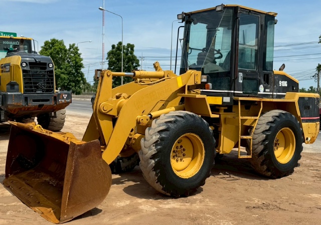 ขายรถตักล้อยาง CAT 910G พร้อมใช้ มีVDOการทำงานครับ ขายรถตักล้อยาง CAT 910G พร้อมใช้ มีVDOการทำงานครับ